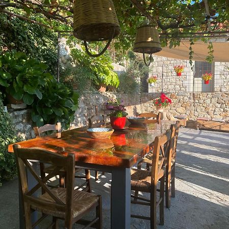 Ortansia Apartment Dimitsana Luaran gambar